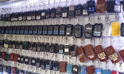 LÀM LẠI REMOTE CỬA CUỐN BỊ THẤT LẠC, ĐỔI MÃ KHOÁ CỬA CUỐN TẠI QUẬN 5