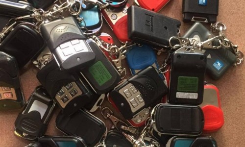 LÀM THÊM REMOTE ĐIỀU KHIỂN CỬA CUỐN GIÁ RẺ TẠI QUẬN 11