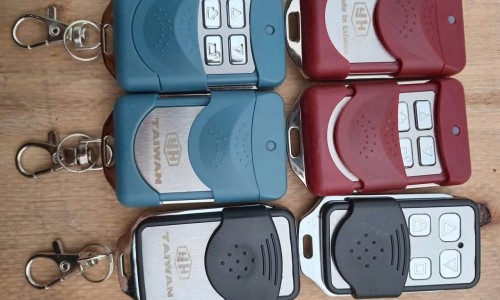 Sao chép chìa khoá cửa cuốn tại nhà (remote, điều khiển) phường Tân Hòa, lấy ngay