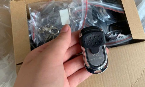 Sao chép chìa khoá cửa cuốn tại nhà (remote) xã Bình Chánh, lấy ngay