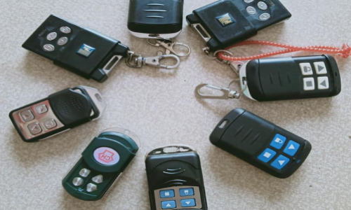 Sao chép chìa khoá cửa cuốn tại nhà (remote) xã Hóc Môn, lấy ngay