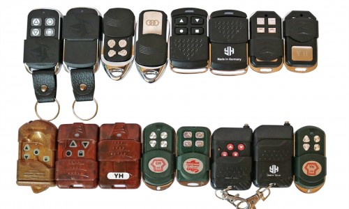 SAO CHÉP CHÌA KHOÁ REMOTE CỬA CUỐN TẠI QUẬN 1, MẪU MỚI, GIÁ CẠNH TRANH