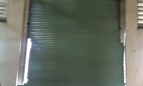 THỢ SỬA CỬA CUỐN CHẠY KHÔNG ĐỀU, BỊ KÊU, CHỈ CHẠY 1 CHIỀU TẠI TÂN BÌNH