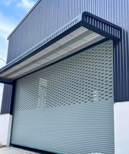 Dịch vụ sửa cửa cuốn chuyên nghiệp tại BÌNH CHÁNH, giá cạnh tranh, phục vụ 24/7